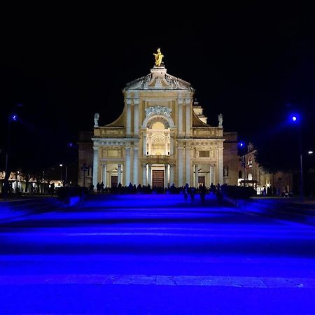 Appartamento A Casa Di Francesco Santa Maria Degli Angeli  Esterno foto