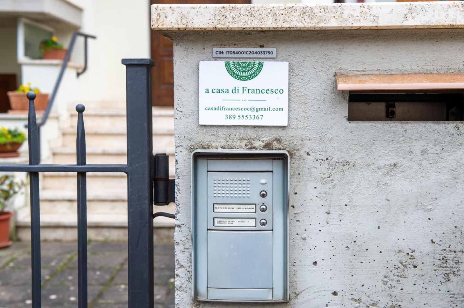Appartamento A Casa Di Francesco Santa Maria Degli Angeli  Esterno foto